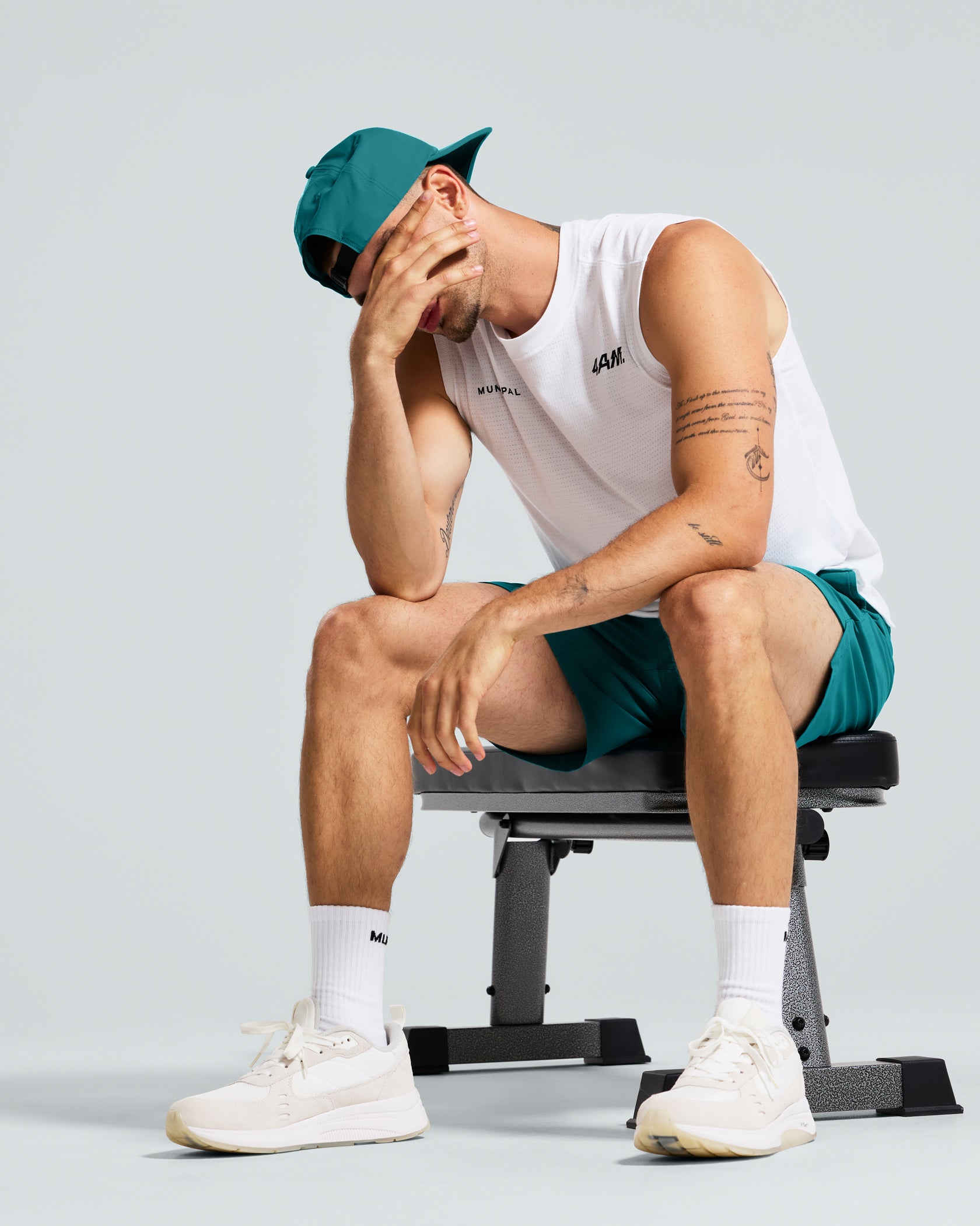 4AM Tank |White| lifestye