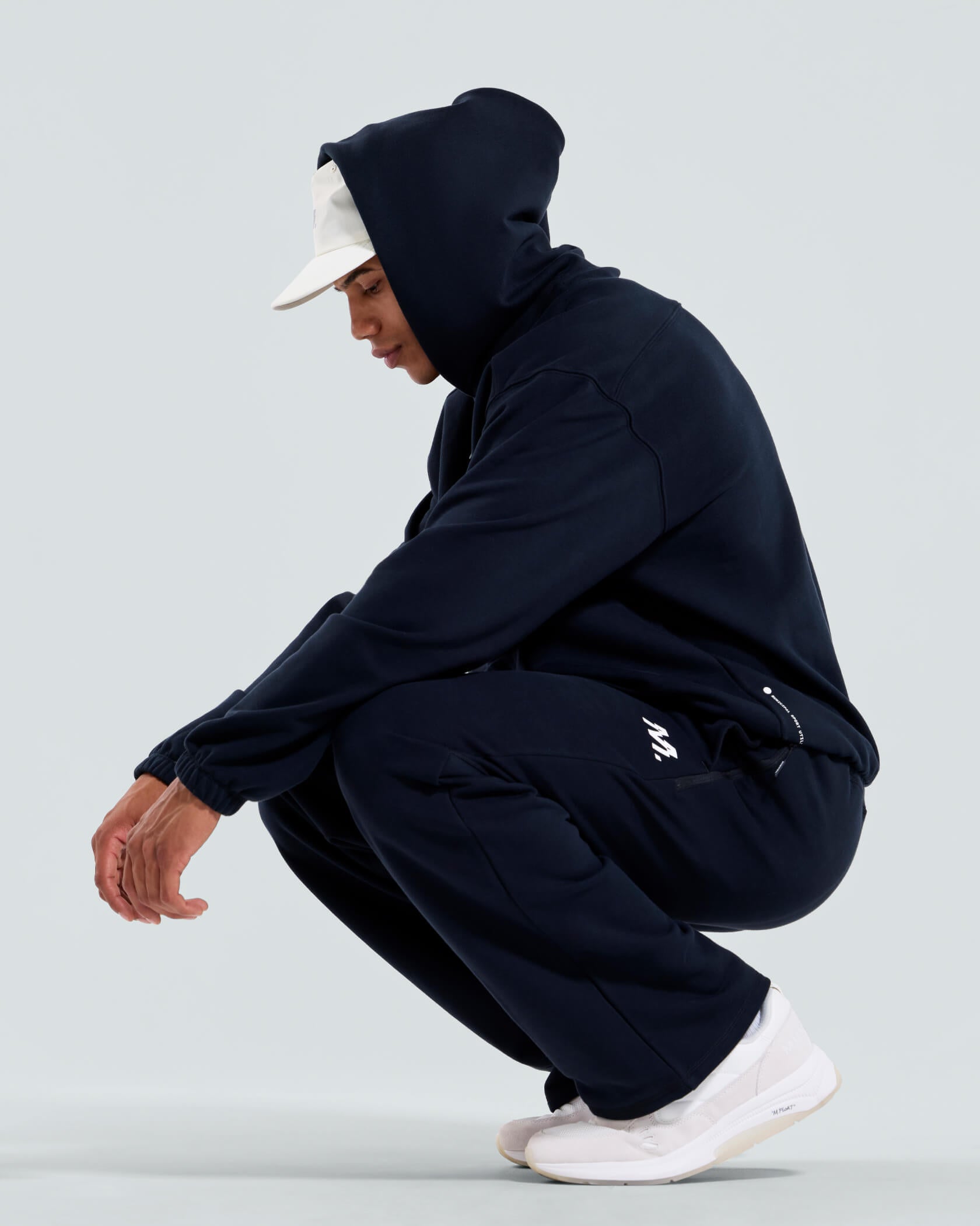 4AM. Fleece Pants |Black| lifestyle