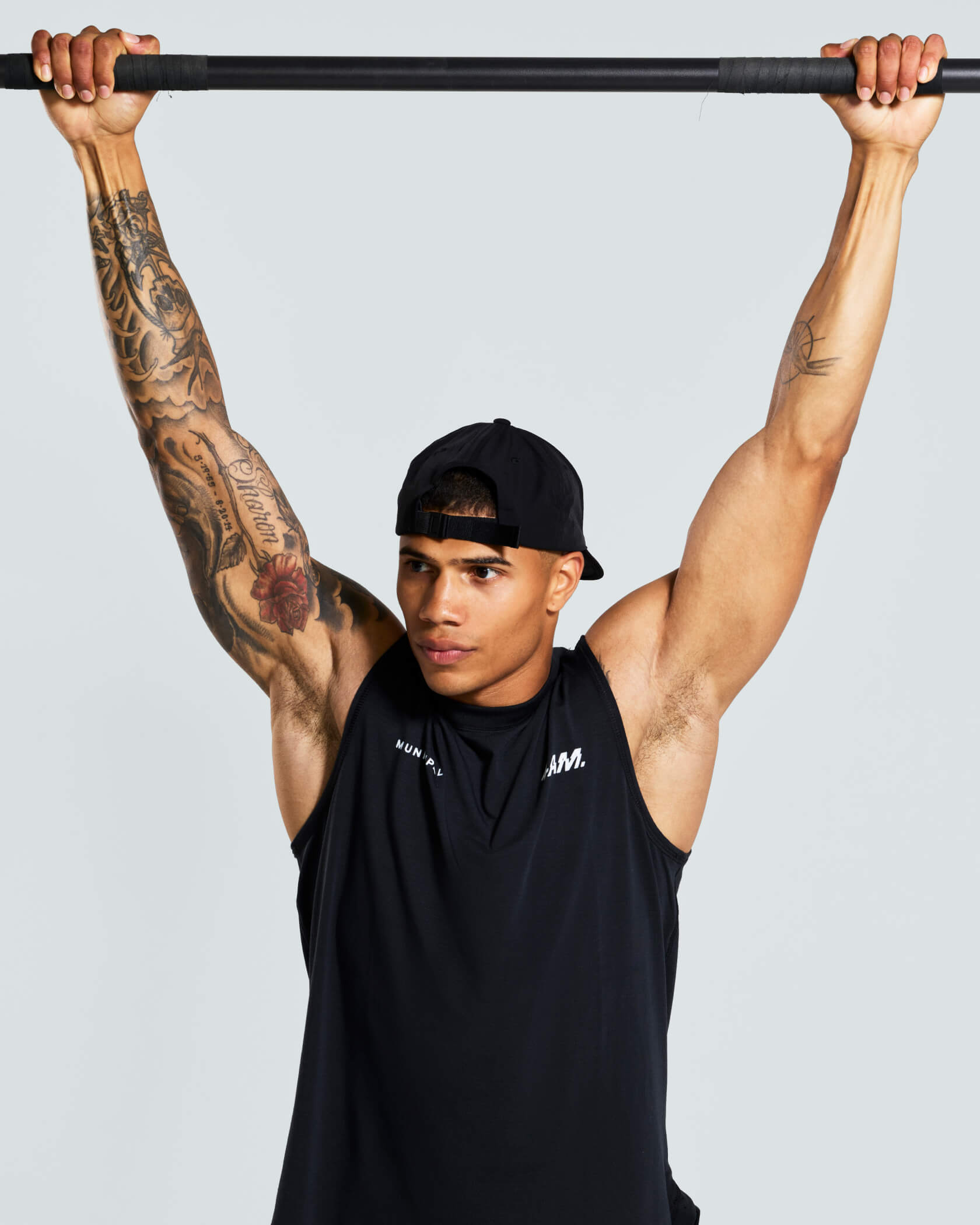 4AM. Tank |Black| lifestyle