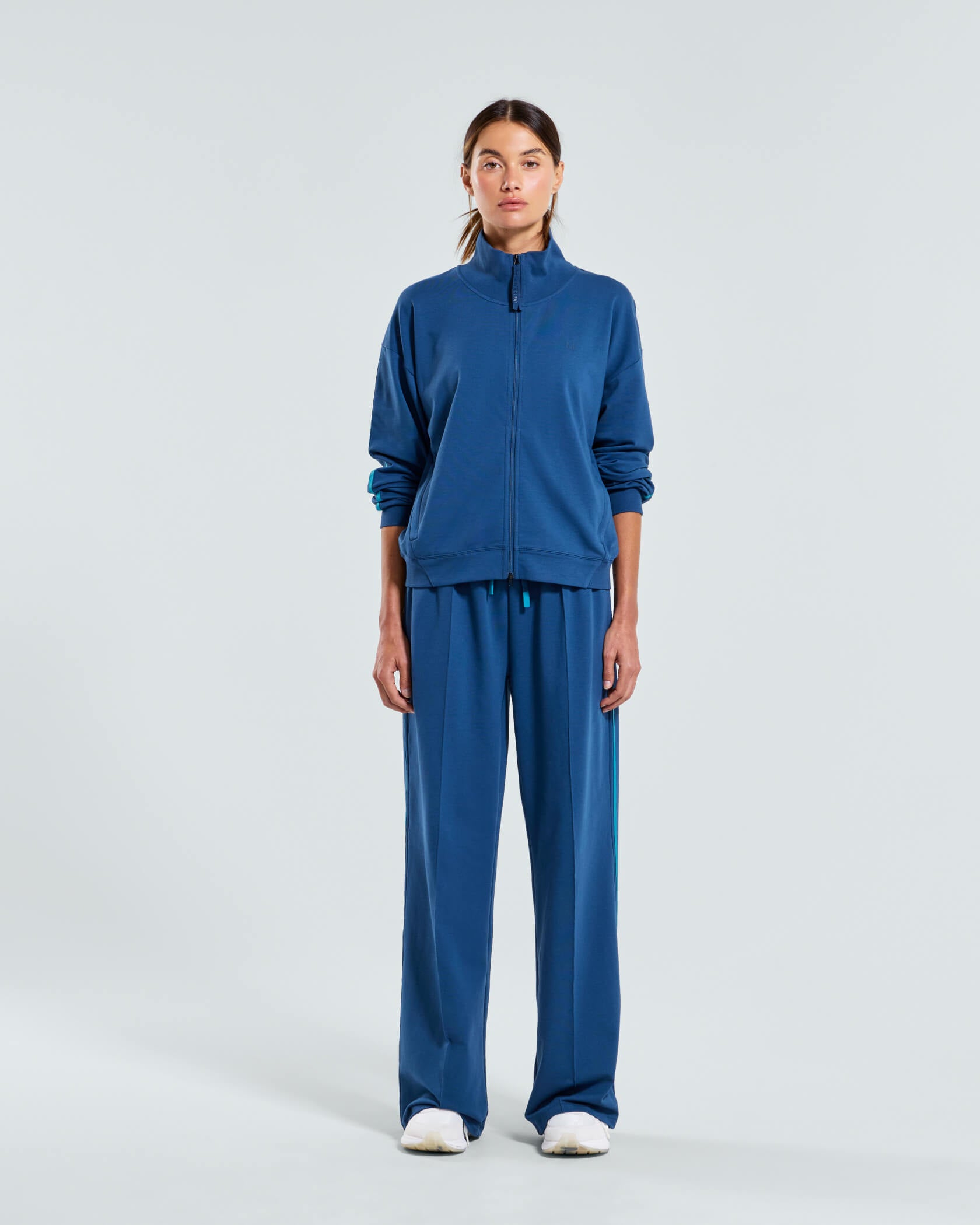 Metro Full Zip Track Jacket |Blue Wing| front