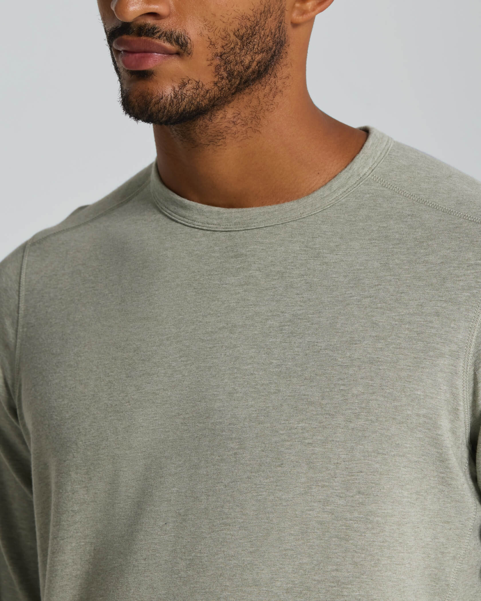 Newtown Stretch Crew |Seagrass Heather| detail