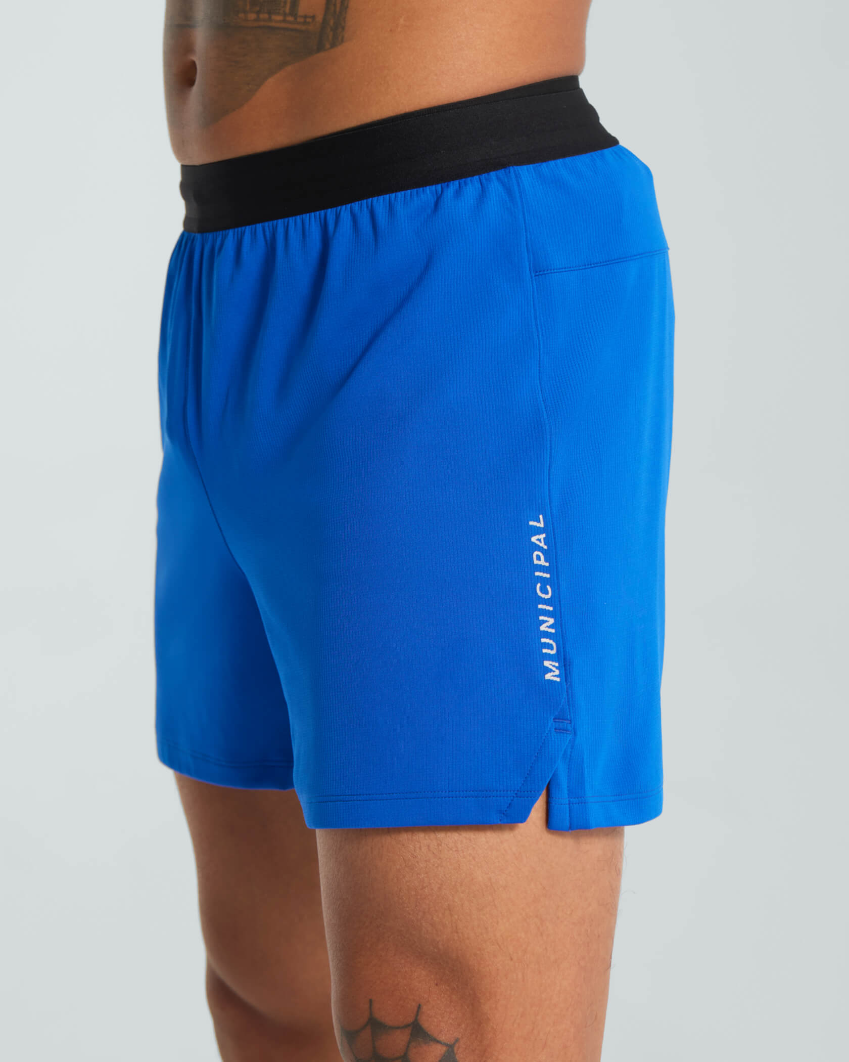 Run Core Shorts 4