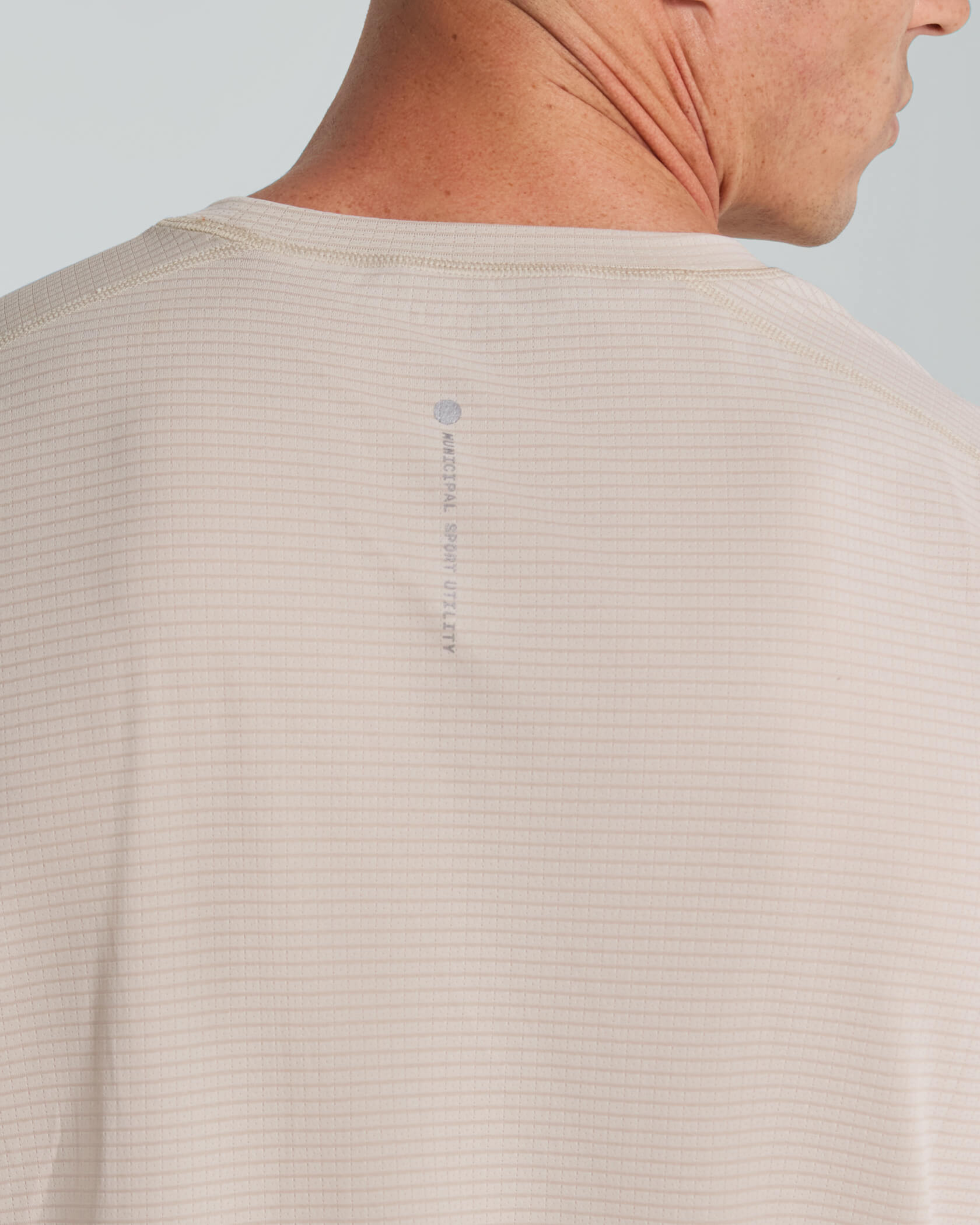 Run Core Tank |Silver Lining| detail