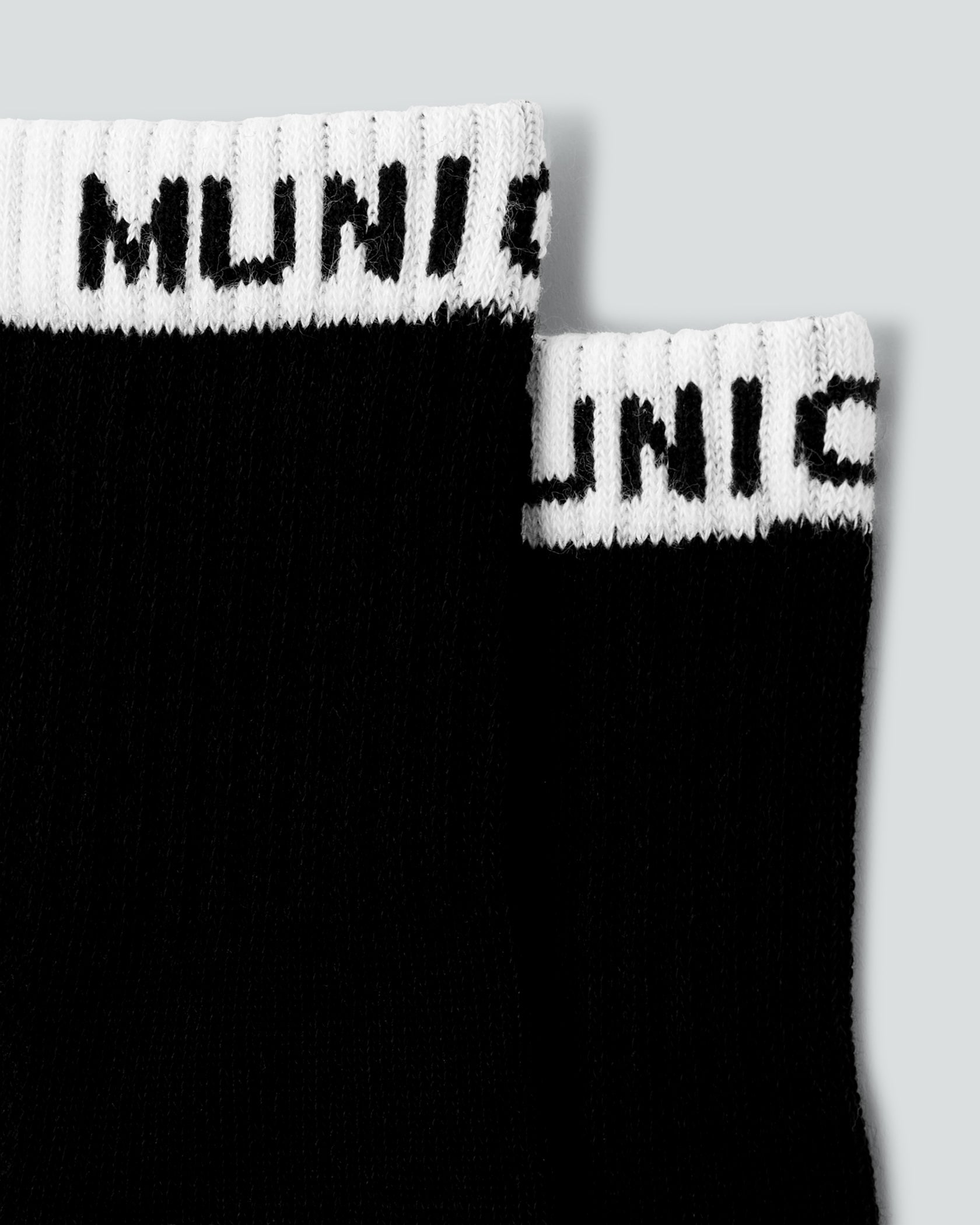 Women's Color Block Ankle Socks |Black / White| detail