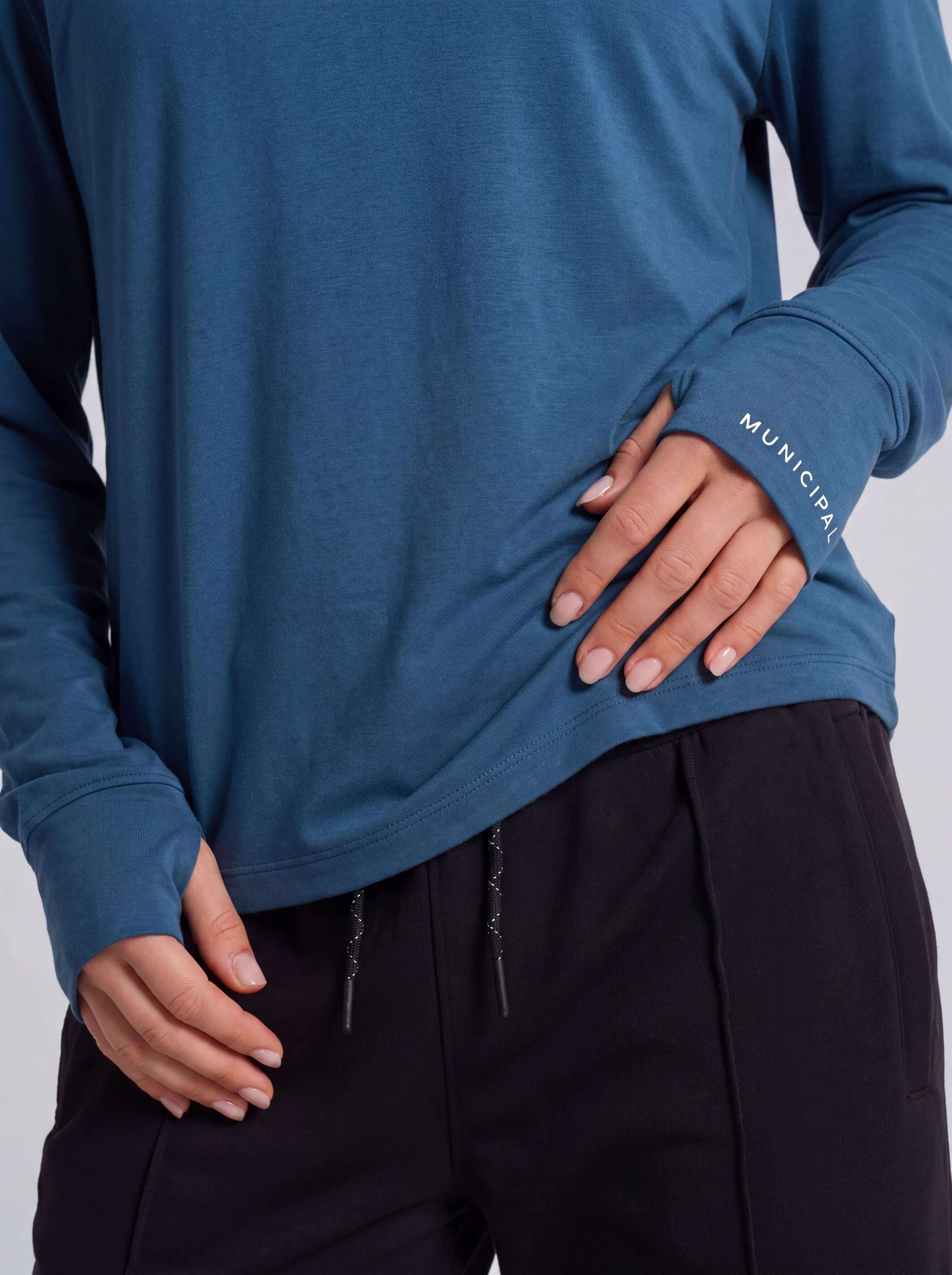 Women's New Favorite LS Top |Blue Wing| thumb holes