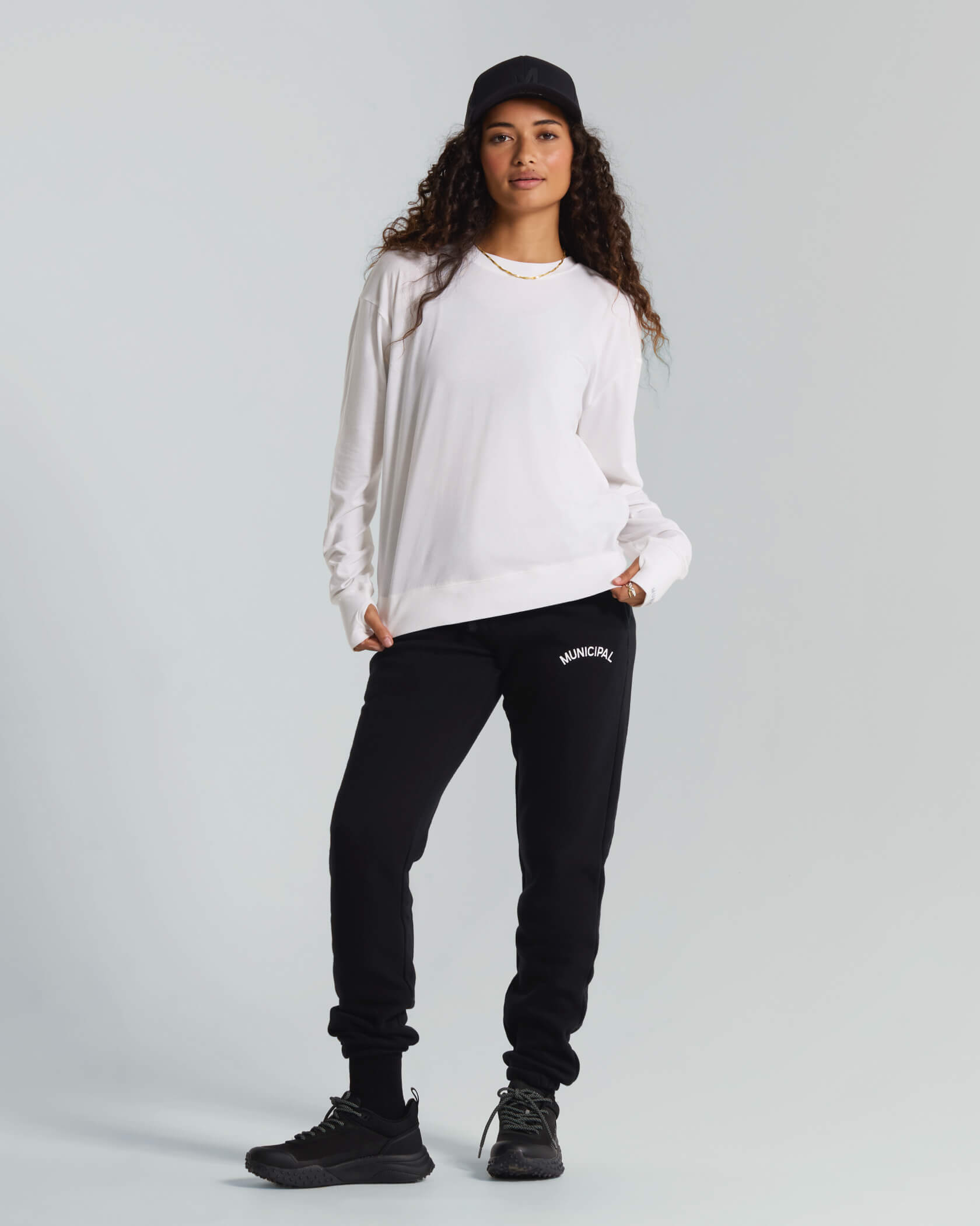 Women's New Favorite LS Top |White| outfit