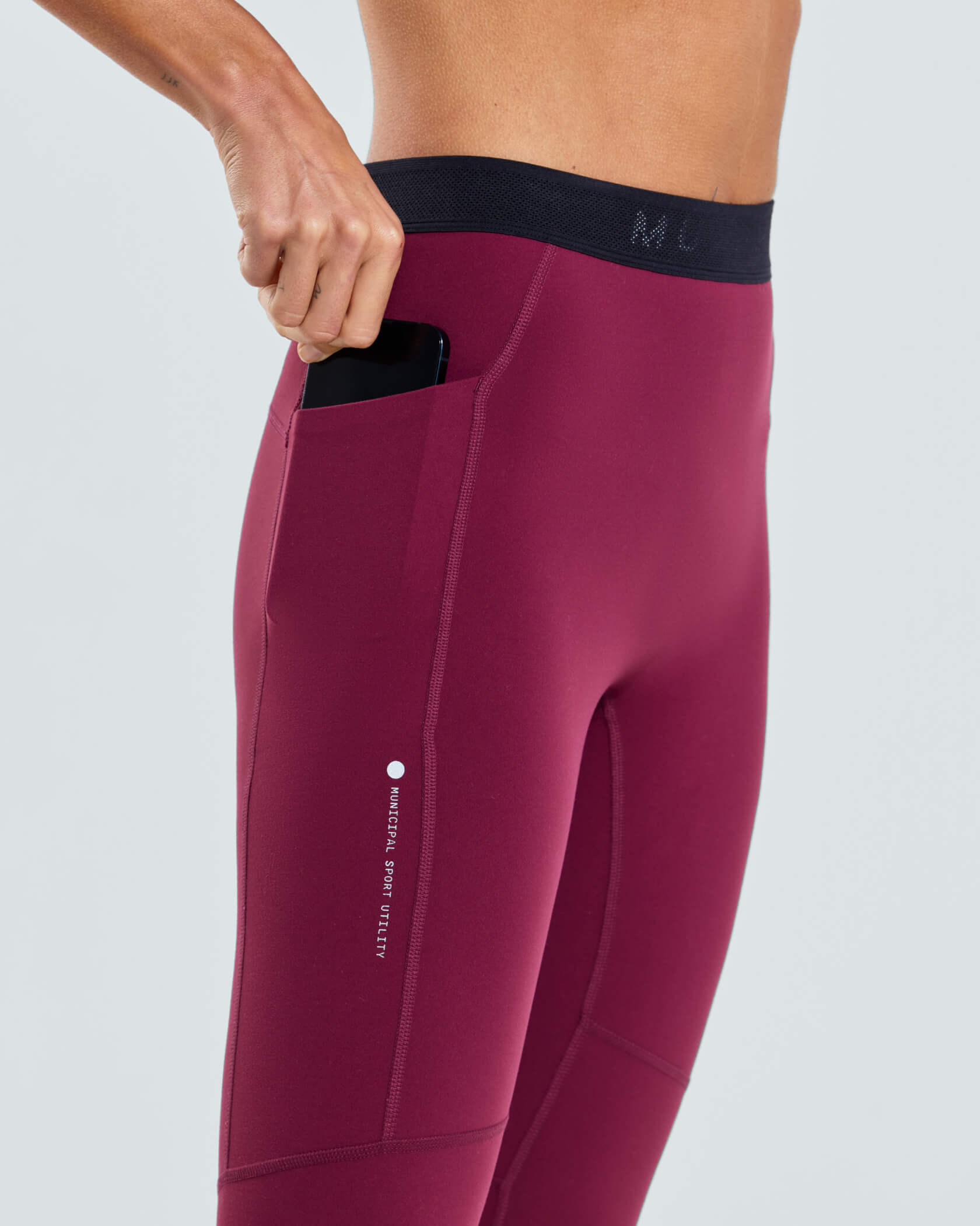 Women's Run Core Legging |Merlot| detail