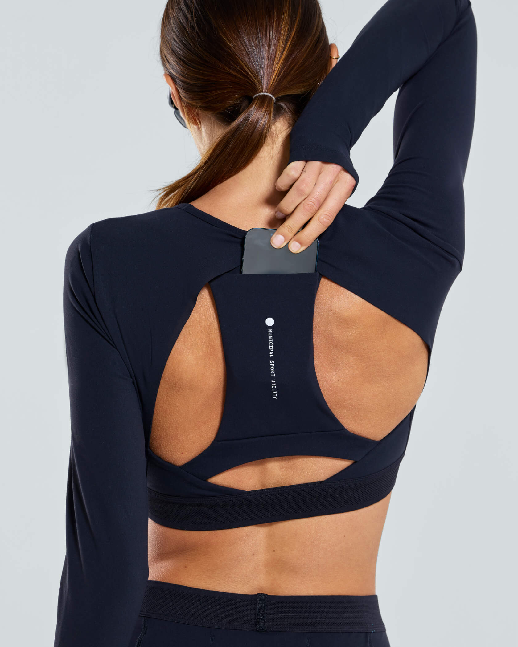 Women's Run Core LS Bra |Black| detail