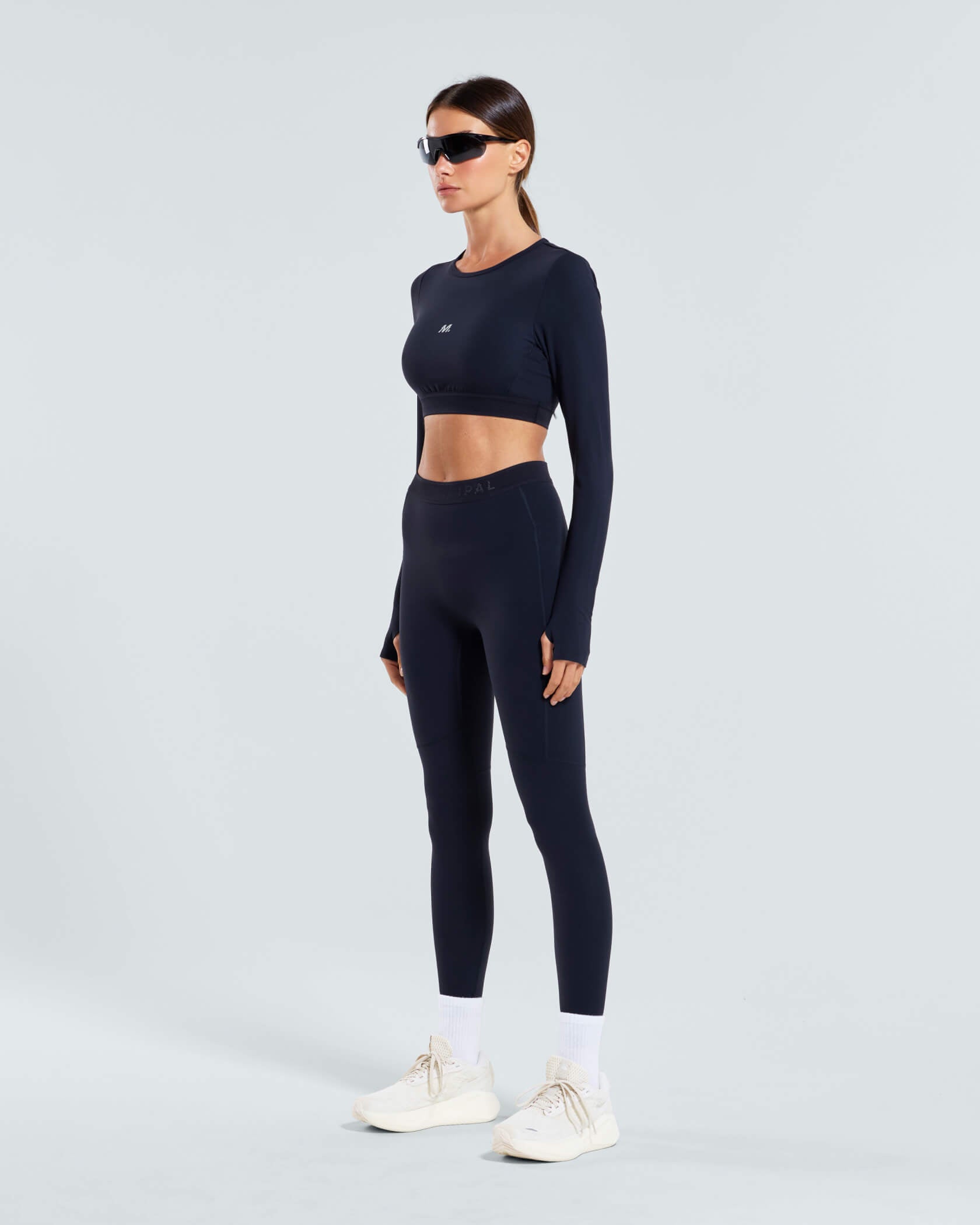 Women's Run Core LS Bra |Black| side