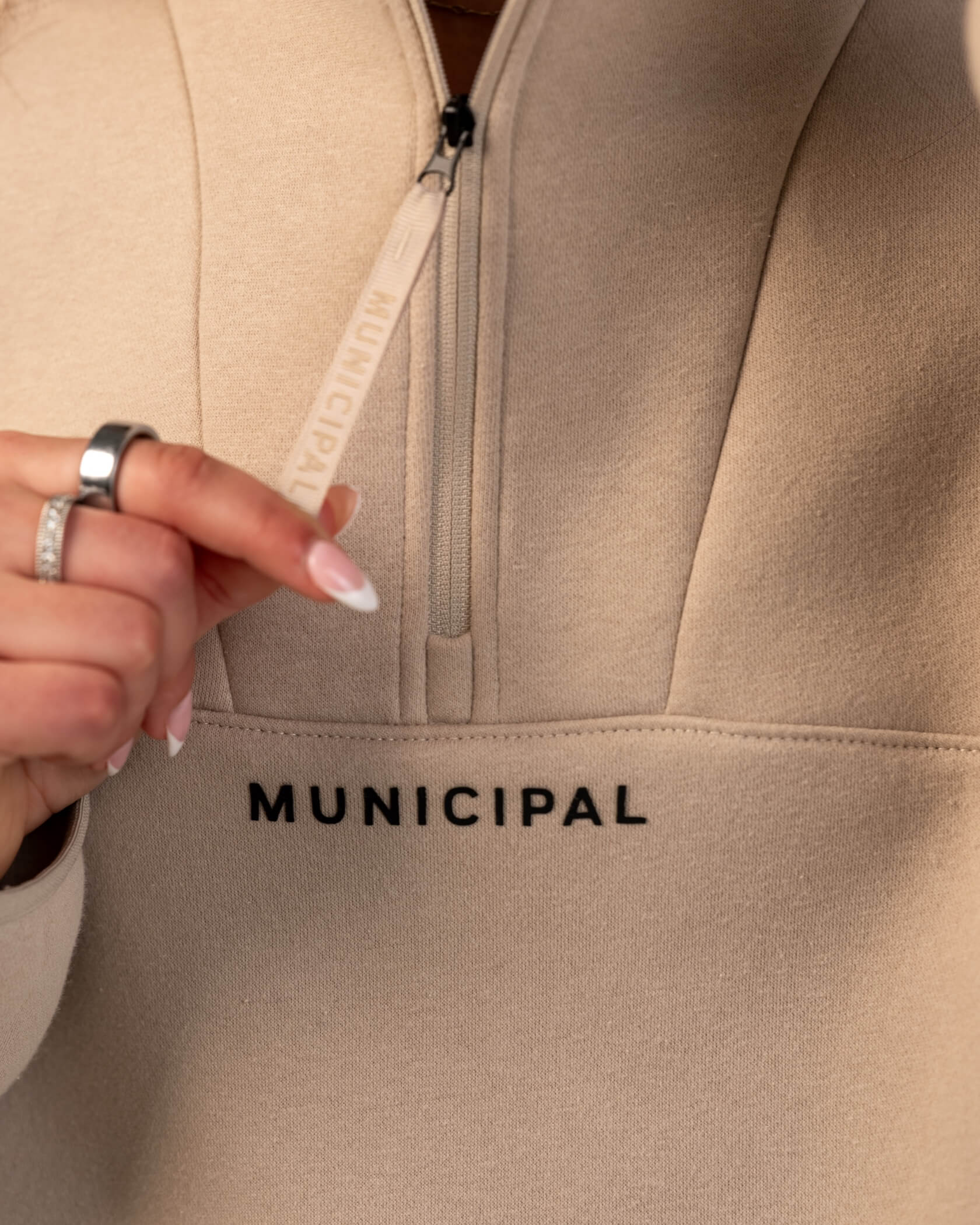 Women's Self-Made Half Zip |Silver Lining| pull tab