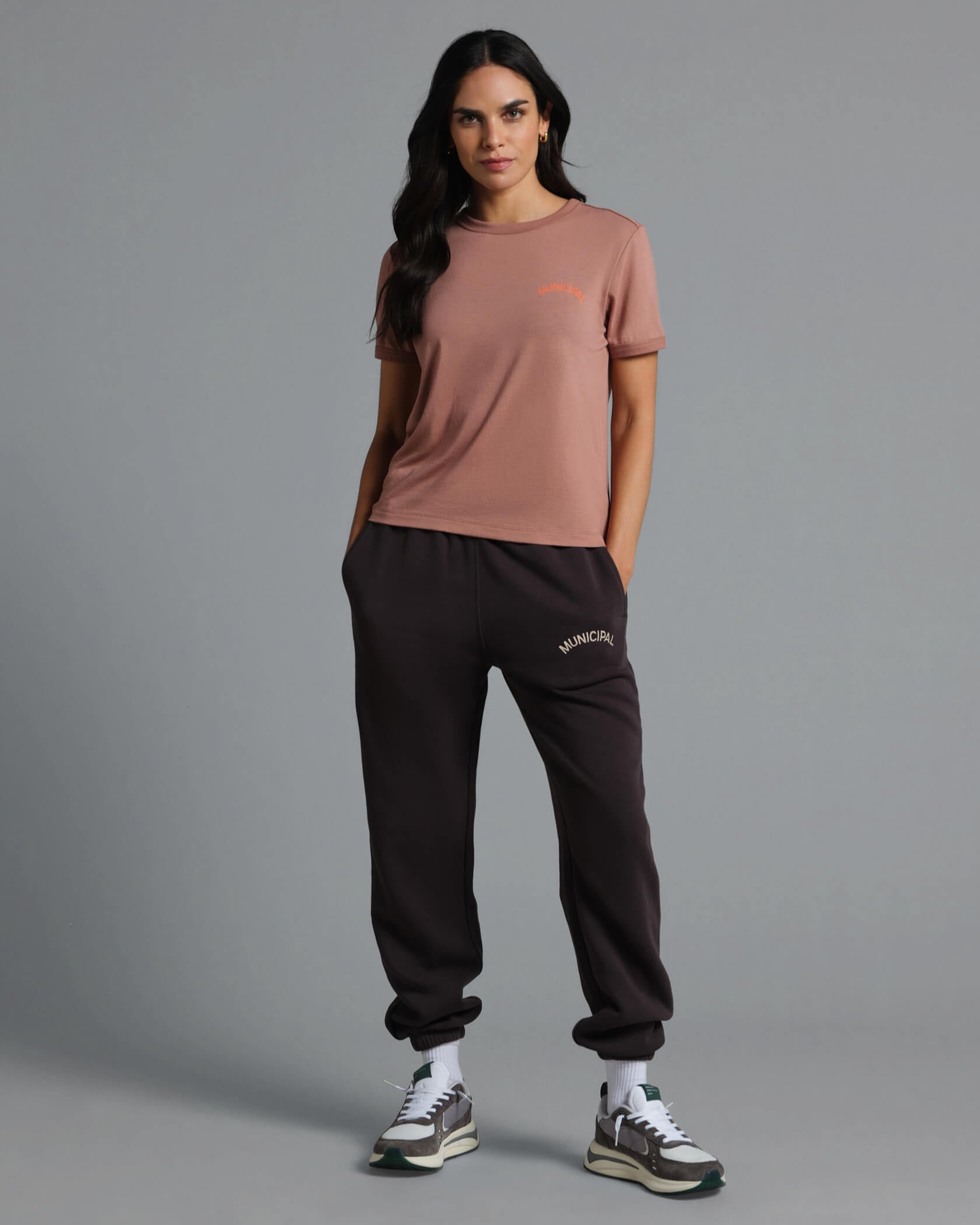 Women’s Varsity Sweatpants in Asphalt | MUNICIPAL